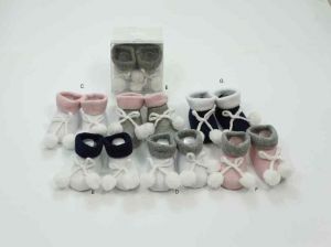 Skarpetki niemowlęce pompon 5692655